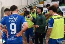 “𝐇𝐨 𝐝𝐚𝐭𝐨 𝐭𝐮𝐭𝐭𝐨 𝐩𝐞𝐫 𝐪𝐮𝐞𝐬𝐭𝐚 𝐦𝐚𝐠𝐥𝐢𝐚”: 𝐏𝐞𝐩𝐩𝐞 𝐂𝐨𝐬𝐭𝐢𝐠𝐥𝐢𝐨𝐥𝐚 𝐥𝐚𝐬𝐜𝐢𝐚 𝐢𝐥 𝐌𝐚𝐫𝐬𝐚𝐥𝐚 𝐅𝐮𝐭𝐬𝐚𝐥