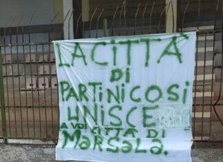 Rivali per novanta minuti, “fratelli” quando conta davvero! Una lezione di umanitร domenica dai tifosi del Partinicaudace
