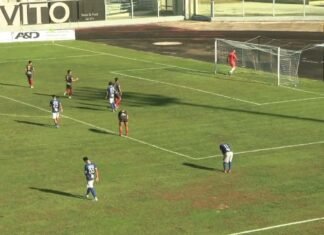 Il Marsala festeggia dopo il successo sul Montelepre. Nel video, le parole di Giannusa e gli highlights della partita con le magie di Guadalupo e La Piana e il gol di Lorenzo Galfano