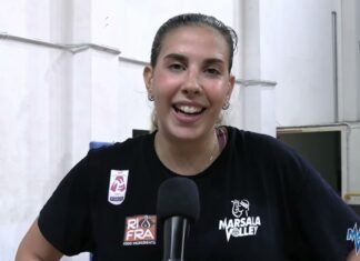 Vigilia di campionato in casa Marsala Volley. Coach Guadalupi, il capitano Caserta, il presidente Alloro e Filippo Occhipinti, presidente Fipav Trapani, โlancianoโ la nuova stagione